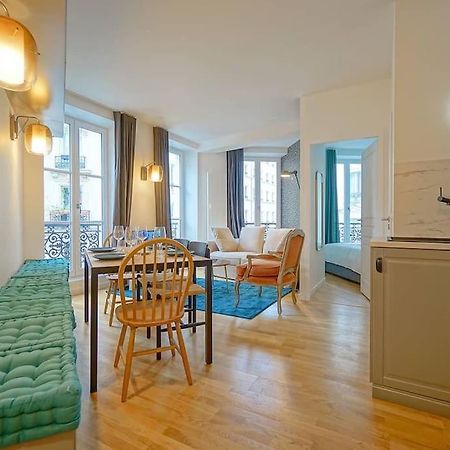 Elegant Appartement Dans Le Marais - Paris 3 Luaran gambar
